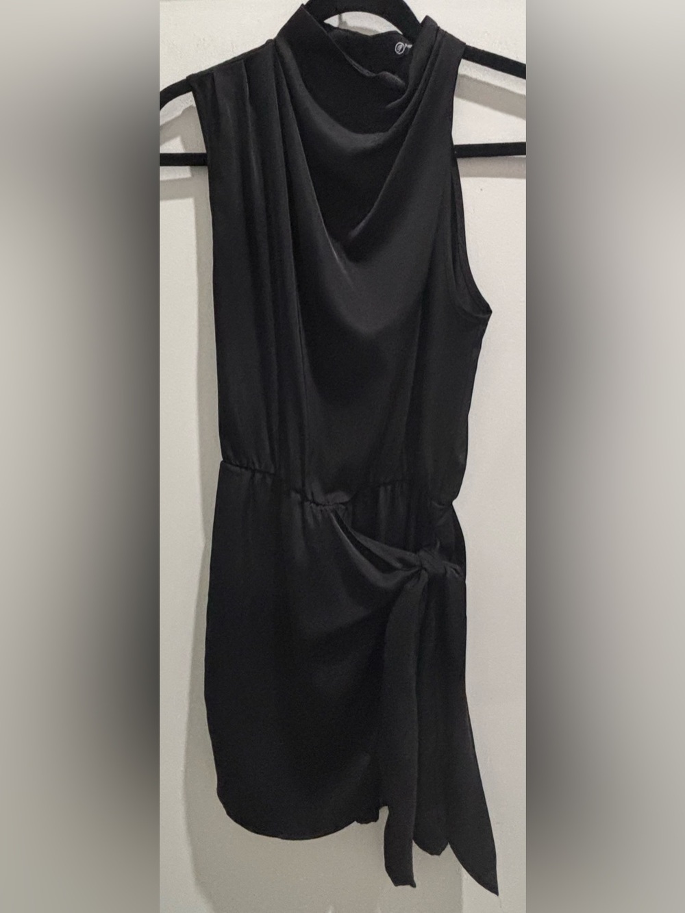 Sleek Black Sleeveless Knot-Waist Mini Dress
